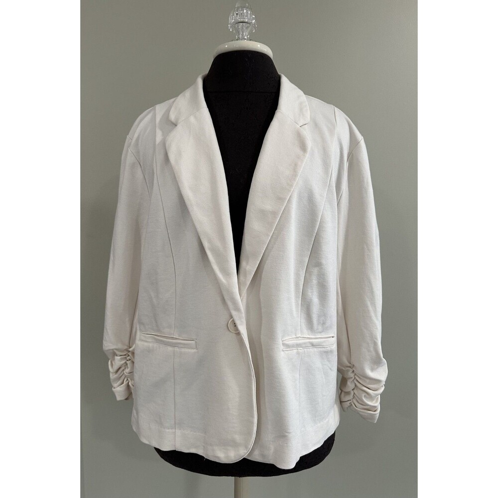 Cato Women's Blazer Size XL Cream/Ivory Ruched Sleeve